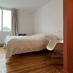 Villa Centre-ville, Proche *