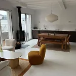 Villa Centre-ville, Proche *