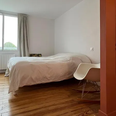 Villa Centre-ville, Proche *