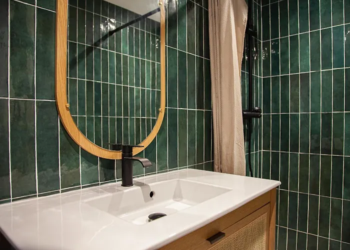 Centre-ville, Proche 빌라 *